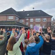 Eine Lesekiste der Stiftung Lesen für Klasse 4